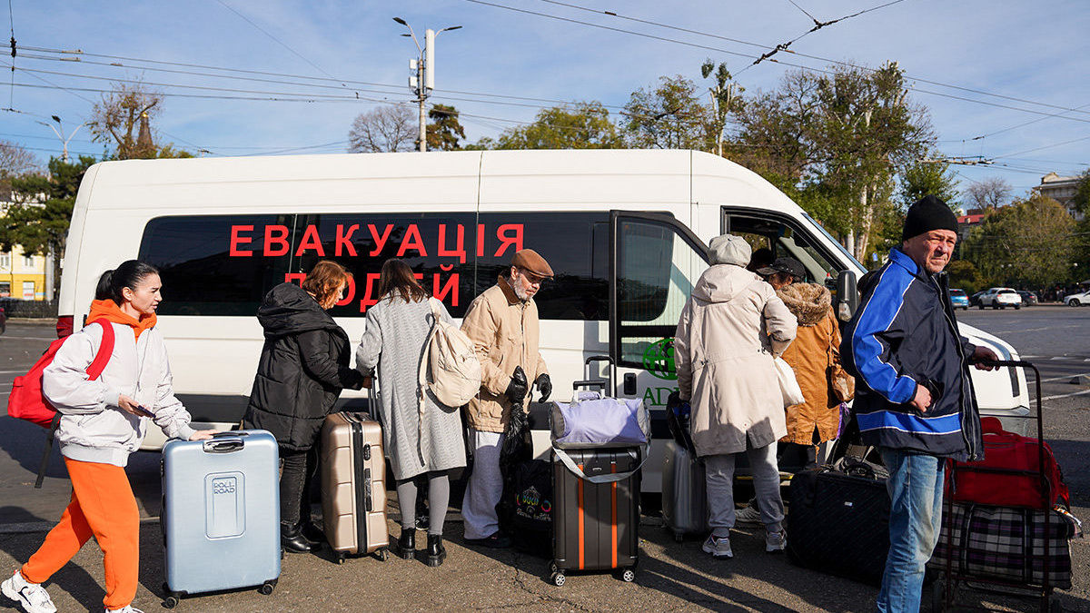 Евакуації з Донеччини: поліція пояснила, чому люди лишаються навіть під обстрілами