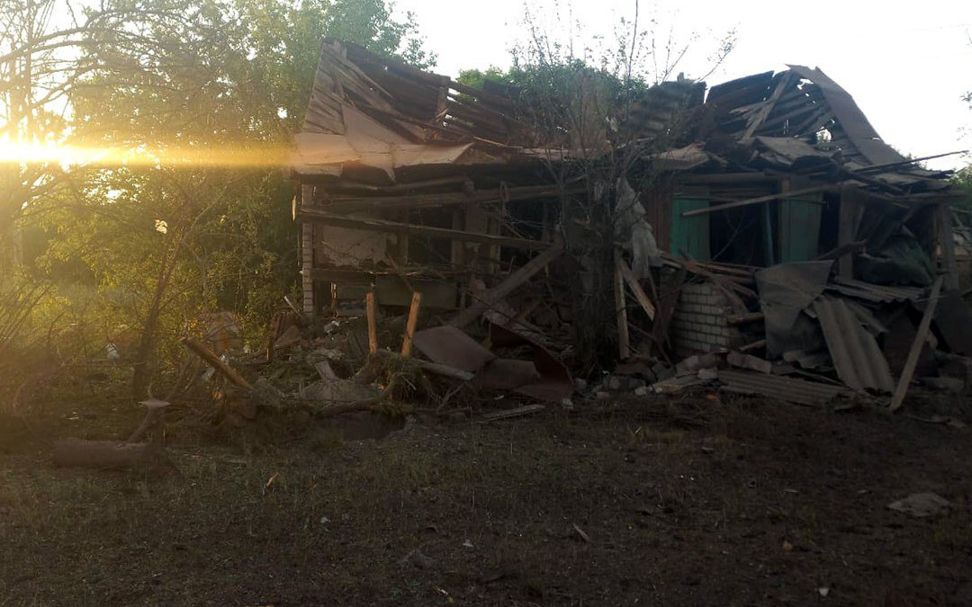 Троє загиблих і вісім поранених: подробиці ворожих обстрілів на Донеччині