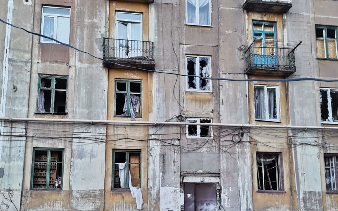 Окупанти атакували Донеччину: один загиблий, шестеро поранених, десятки зруйнованих будинків
