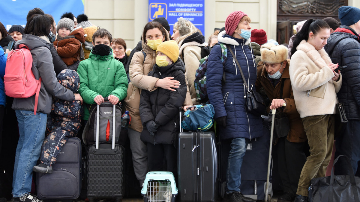 На Донеччині відкрили новий транзитний пункт для евакуації у Лозовій