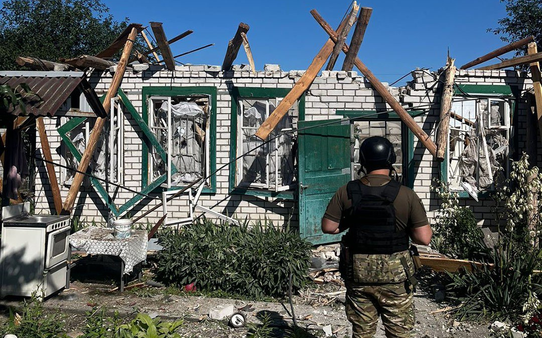 Двоє загиблих і ще троє поранених: Донеччина знову під ворожим вогнем