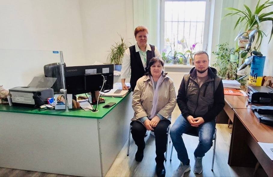 Соціальна адаптація покровчан у Шептицькому: як у хабі «Єднання» допомагають вирішувати пенсійні питання