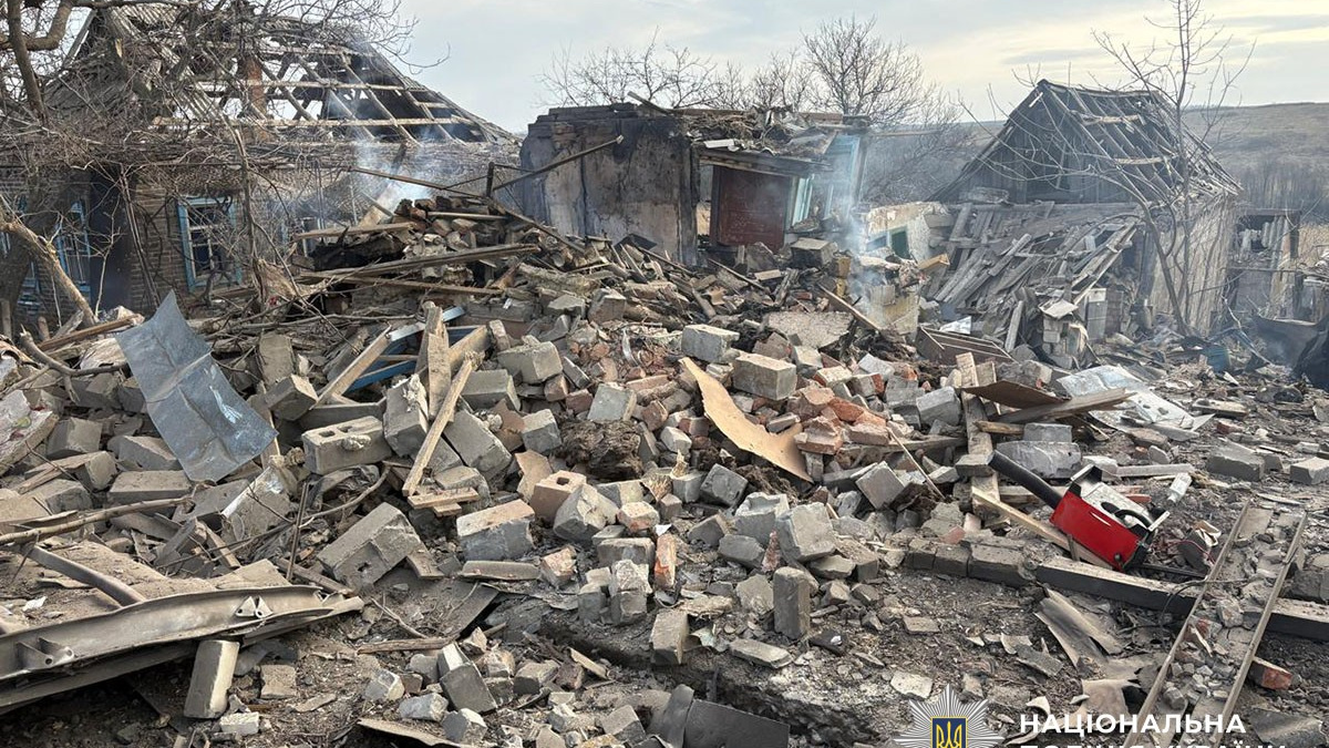 Загиблий і шестеро поранених, серед яких є дитина: де ворог завдав удару на Донеччині