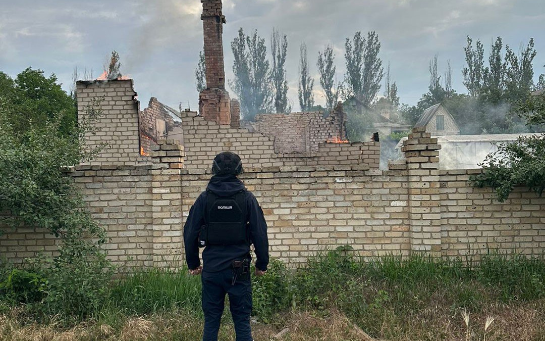 Один загиблий і шестеро поранених, серед них дитина: наслідки обстрілів Донеччини