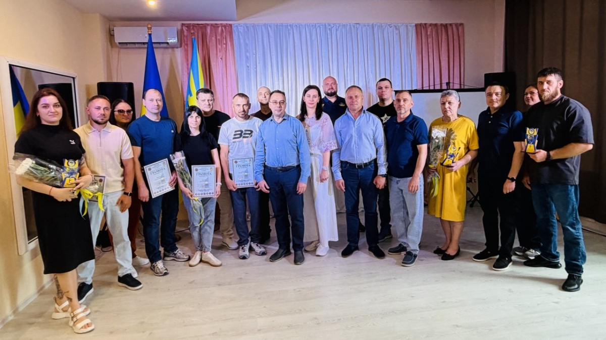 Люди, які виховують спортивне майбутнє країни: як у Покровській громаді відзначили День тренера