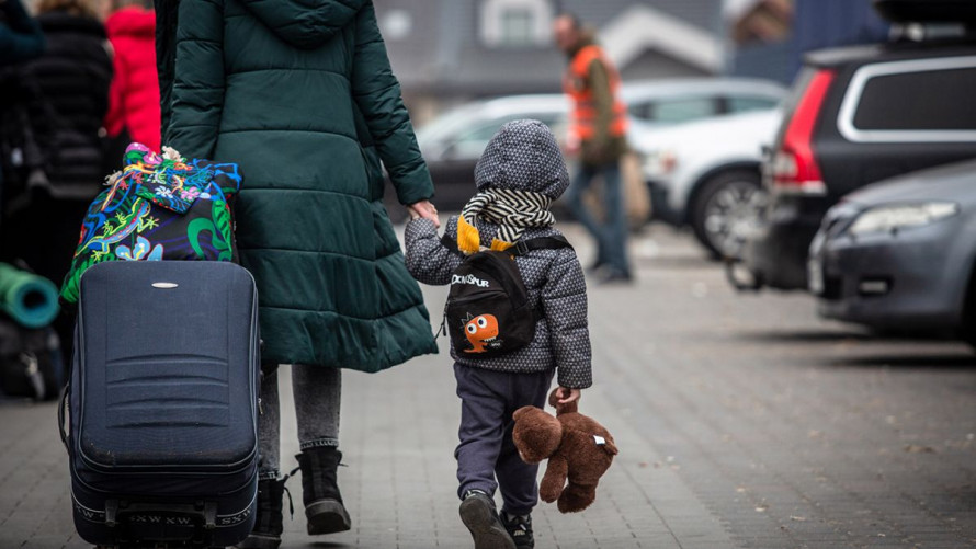 Примусова евакуація з Донеччини: вже вивезено понад 1000 дітей