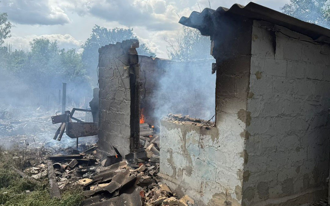 Одна людина загинула, двоє поранені — наслідки обстрілів Донеччини