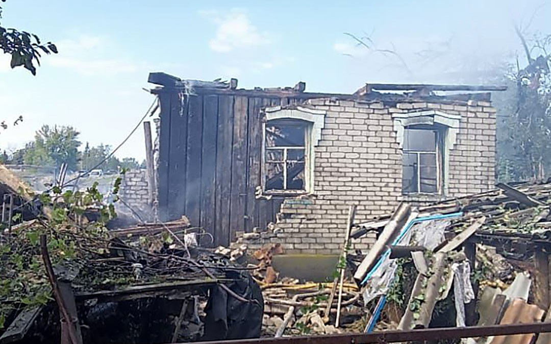 Обстріли на Донеччині 26 серпня: втрати серед цивільних та пошкодження будинків