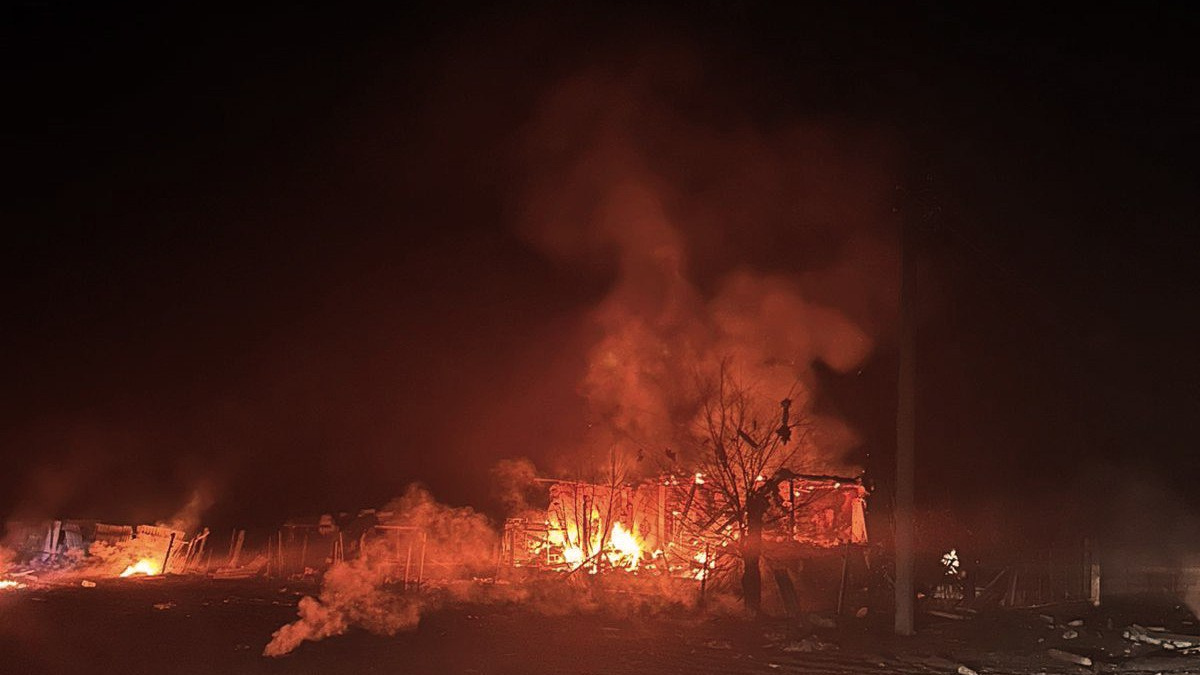 Двоє поранених: поліція Донеччини зафіксувала чергові злочини російських військ