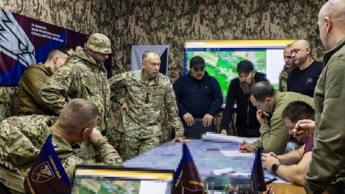 ЗСУ посилюють угруповання на Донеччині: Сирський про ситуацію у Покровську