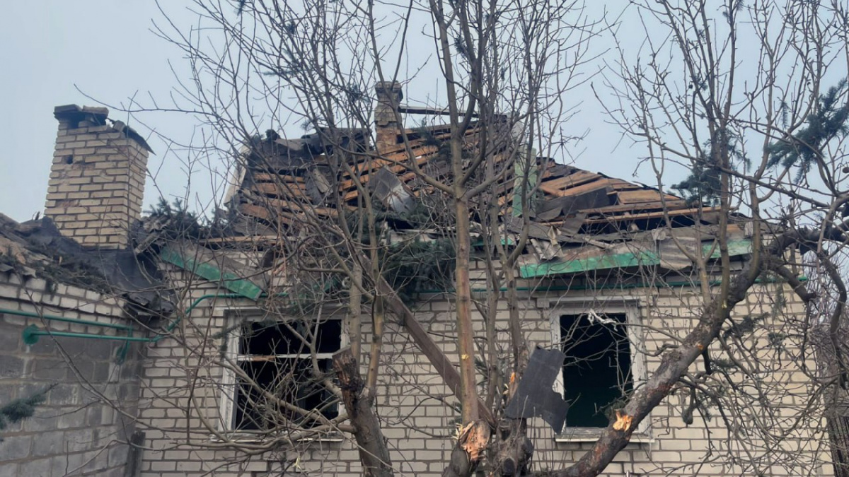 Обстріли Донеччини: 12 людей поранено, місто під вогнем – подробиці дня