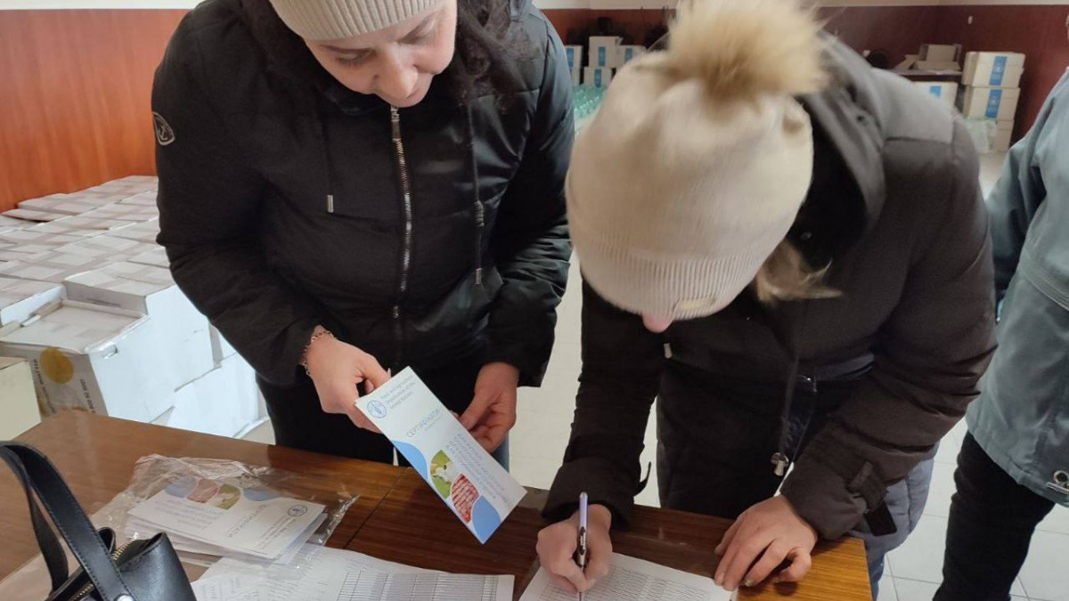 В Новогродівській громаді жителі отримують сертифікати на відновлення житла