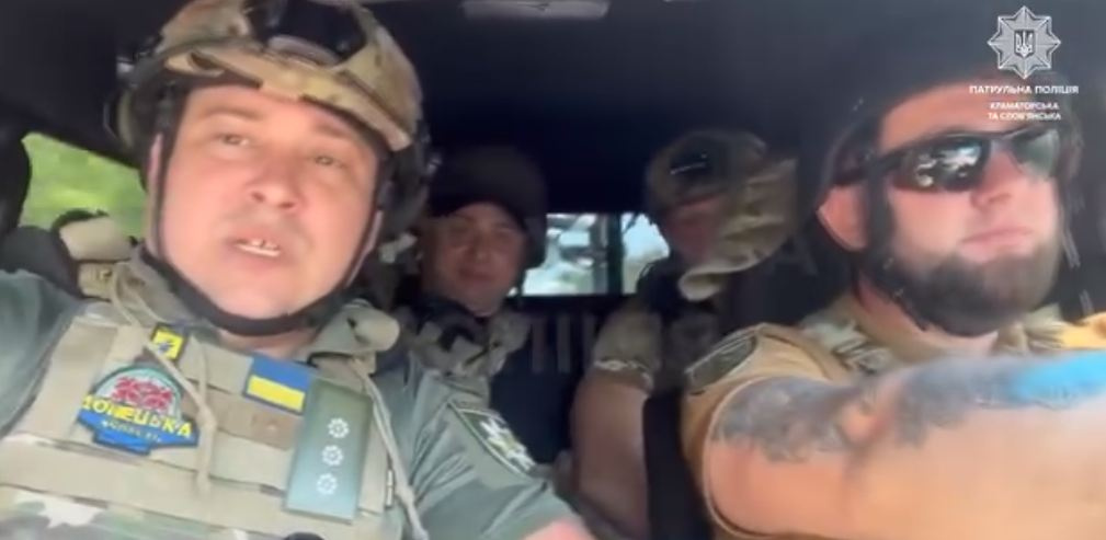 Повернулися у Покровськ: з прифронтового міста поліція евакуювала родину з дитиною
