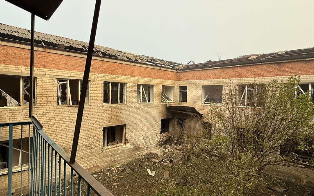Є загиблий і шестеро поранених: наслідки масованих російських обстрілів Донеччини