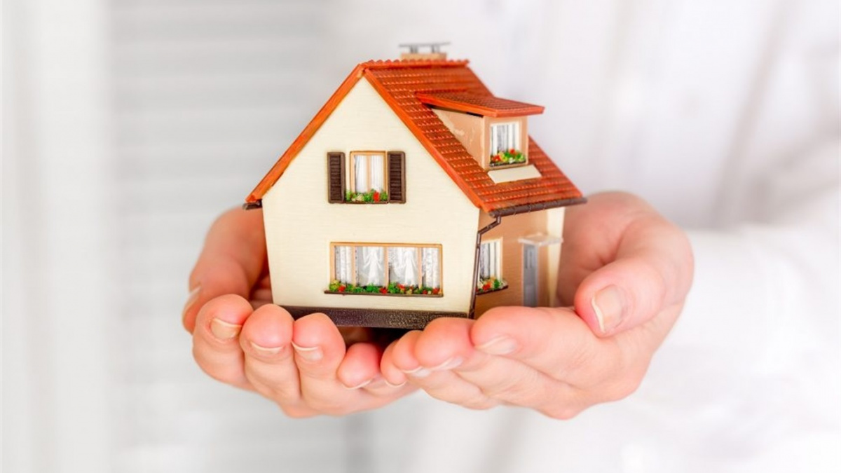 Житло для ВПО підвисло: що сталося з державною програмою 2025 року