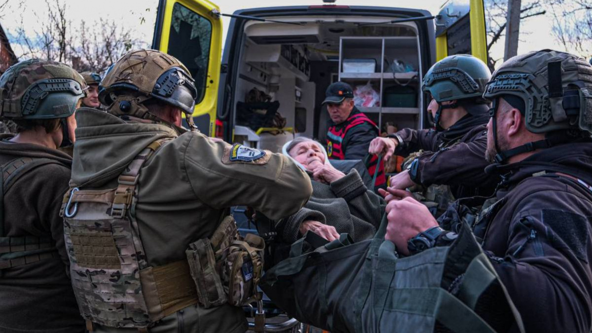 Запрацювала єдина цілодобова гаряча лінія з евакуації для жителів Донеччини