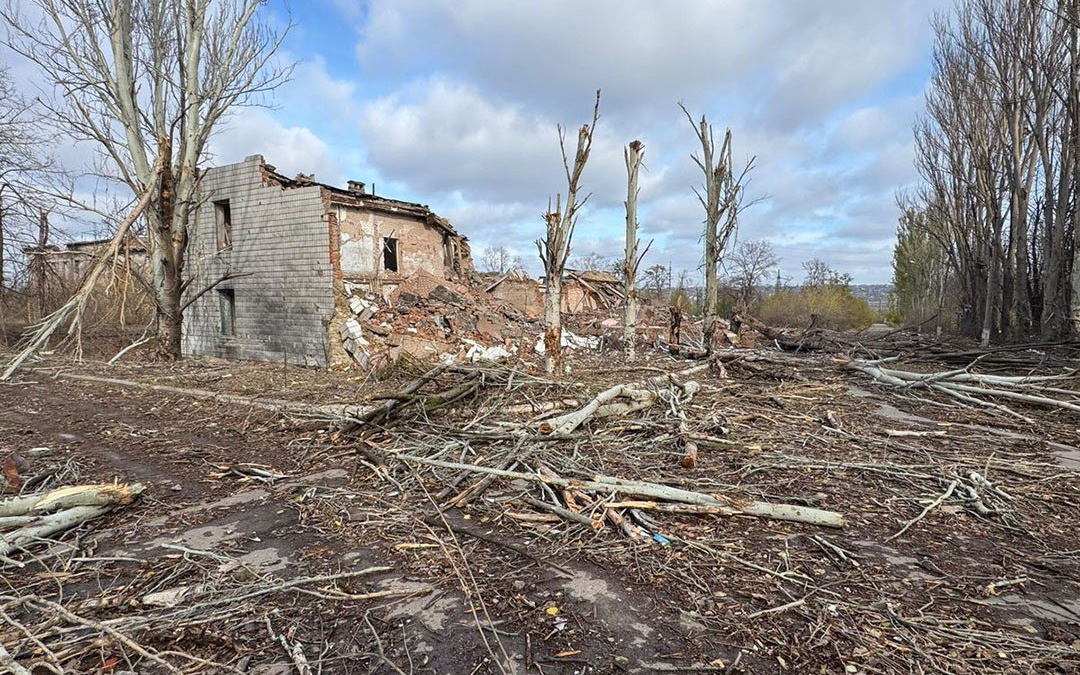 Доба на Донеччині: понад дві тисячі ударів росії, без постраждалих