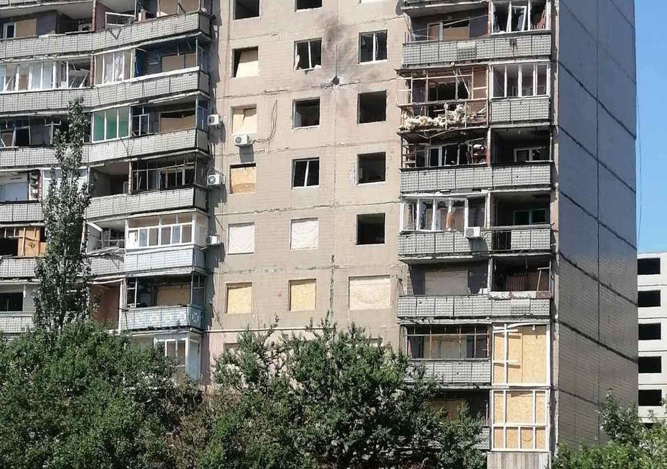 Пекельна доба на Донеччині: дрони, артилерія та сотні атак — поранено шестеро людей