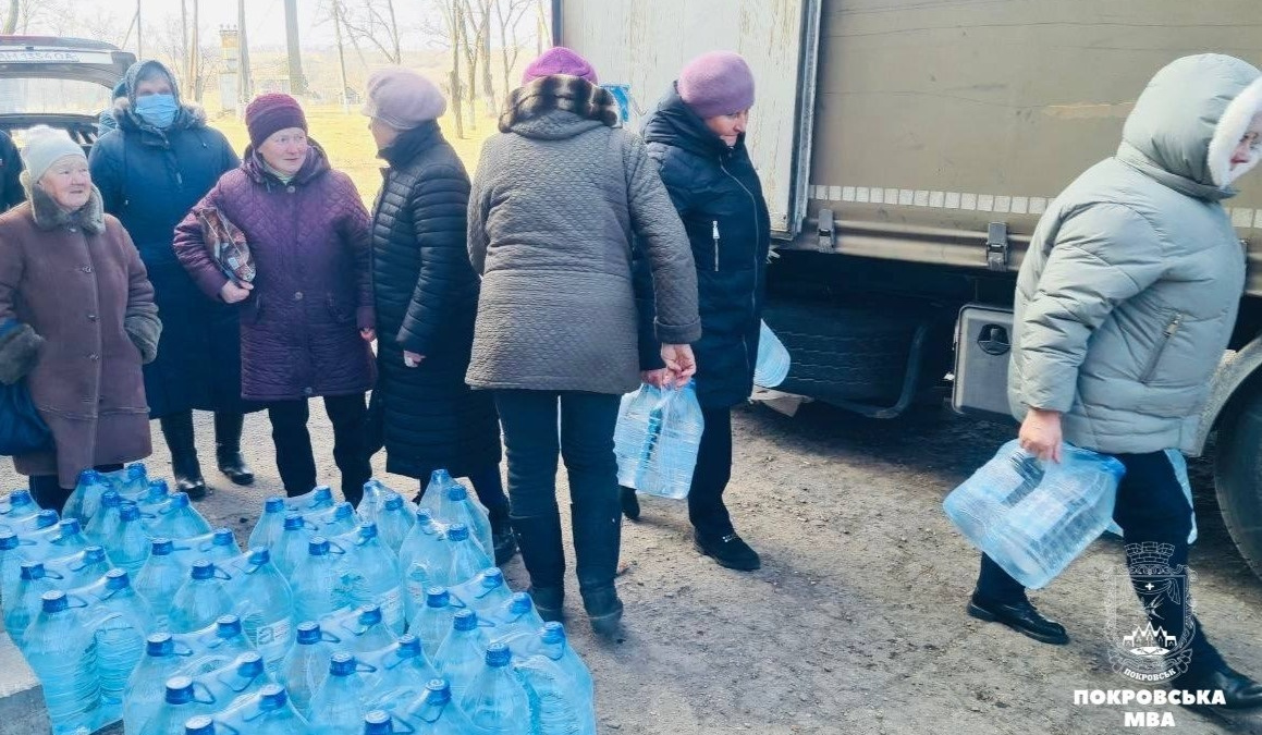 Для жителів Покровської ТГ волонтери доставляють питну воду