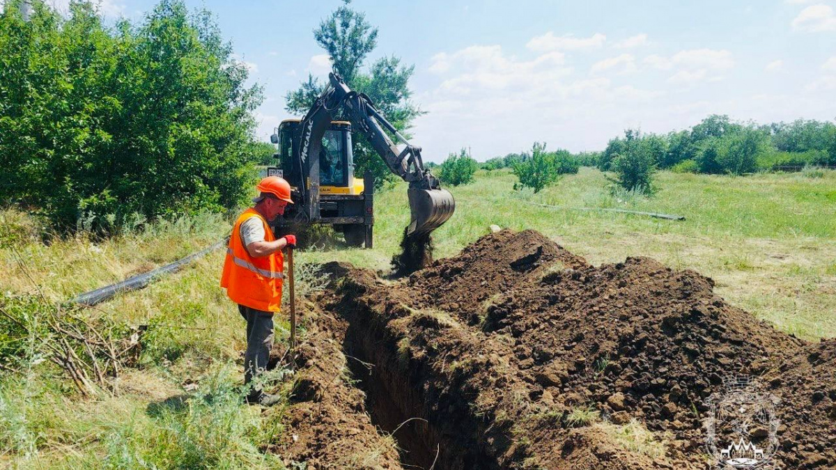 У Покровську замінюють водогін: коли завершать роботи