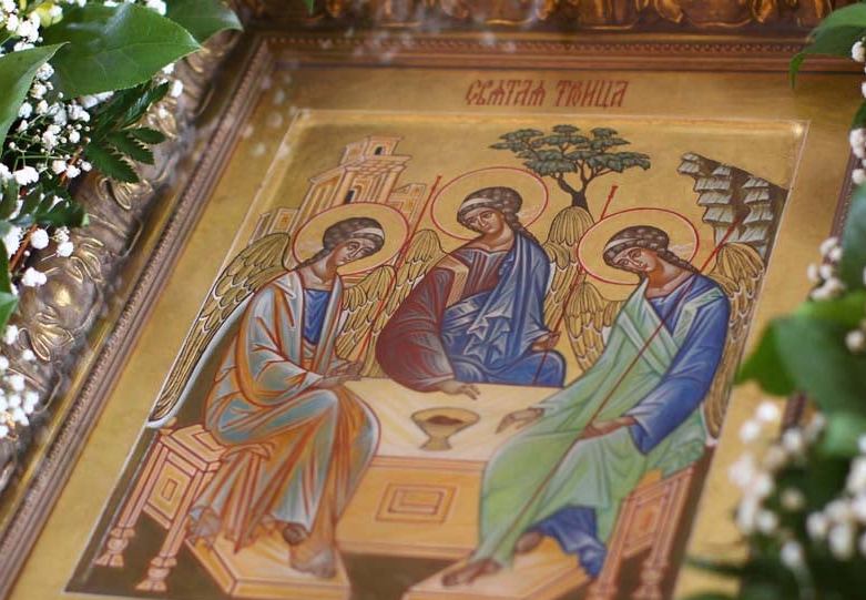 Віряни святкують Трійцю: історія, головні традиції та народні прикмети