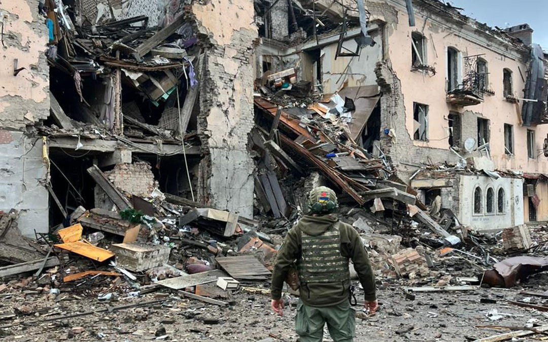Росія вдарила по Донеччині: двоє загиблих, п’ятеро поранених, сотні руйнувань