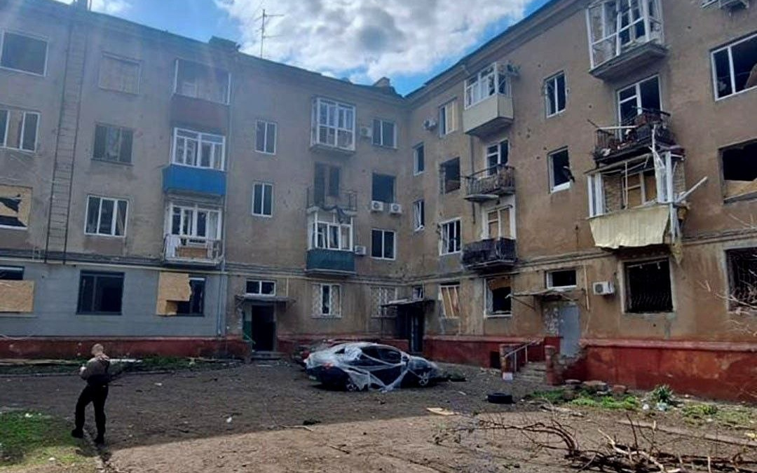 Понад 1500 атак за 13 квітня: які наслідки обстрілів для Донеччини