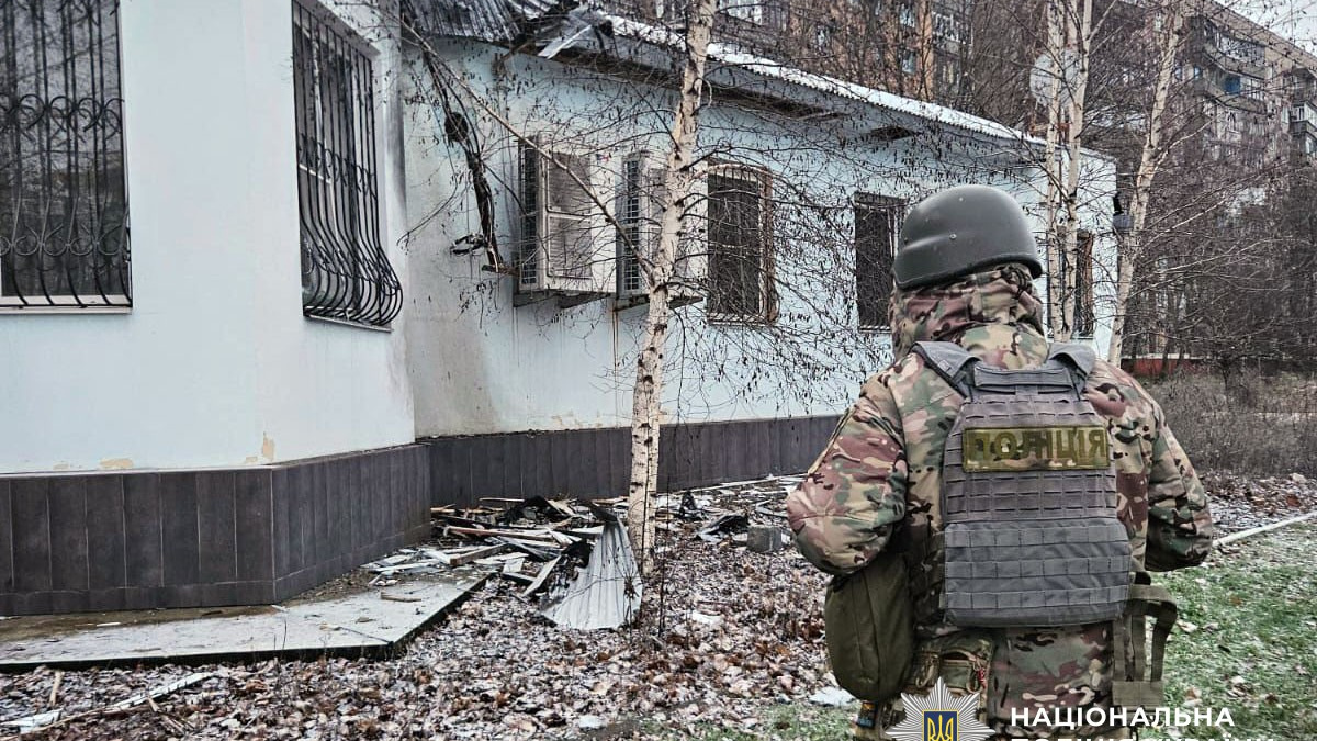 3 загиблих та 16 поранених: поліція повідомила подробиці ворожих обстрілів на Донеччині