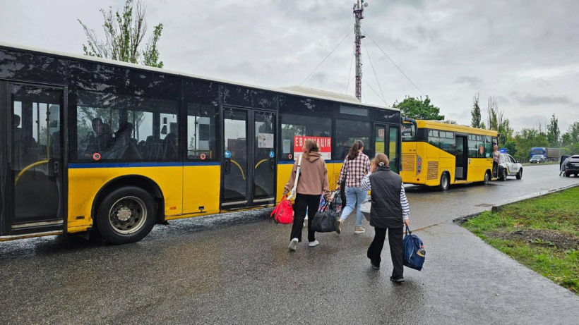 Діти з прифронтових громад відправились на оздоровлення: куди поїхали на відпочинок