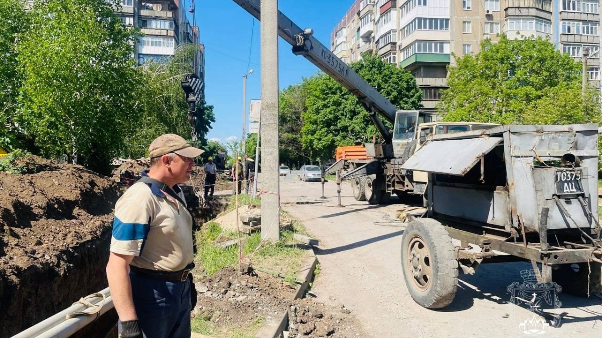 Покровськ готується до опалювального сезону: триває реконструкція теплових мереж