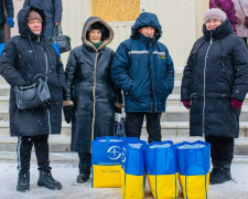 Благодійники передали понад 500 продуктових наборів жителям Гришиного та Родинського