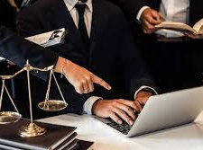 ВПО в Дніпрі можуть отримати юридичну підтримку: графік та контакти 