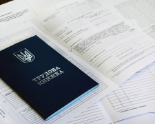 Пенсійний стаж можна буде підтвердити без трудової книжки: що потрібно знати