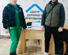 Переселенці з Покровської ТГ у Чернівцях отримали гуманітарну допомогу