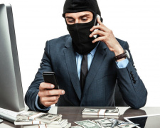 Телефонні шахраї в Україні: як розпізнати небезпечний дзвінок за кодом номера