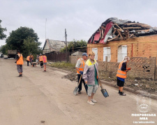 У Покровську усувають наслідки ракетного удару