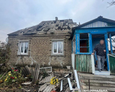 Троє поранених і сотні атак: росія артує Донеччину дронами, бомбами та &quot;Геранями&quot;