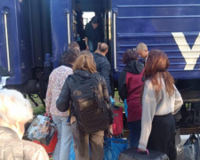 “Дорога життя” під прицілом: з Покровська за минулий тиждень евакуювали понад 70 людей