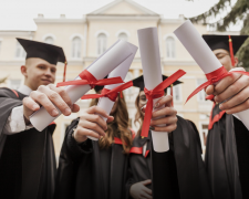 Для молоді з окупованих територій запустили програму «Зимовий вступ» до університетів