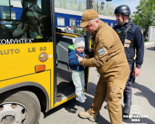 Понад півтисячі дітей залишаються у зонах примусової евакуації у Донецькій області