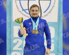 Перемагає й надихає: гирьовик Леон Білицький виборов золото Чемпіонату Європи
