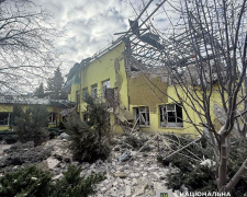 Дев’ятеро поранених та десятки руйнувань: Донеччина під вогнем ворога за добу