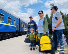 З Донеччини відправився евакуаційний потяг: як виїхати до безпечних місць