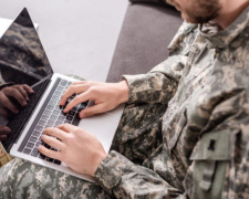 Родини загиблих військових отримали новий сервіс "Ветеран Pro": держава пояснила кожен крок