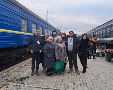 Жителі Донеччини евакуюються на Прикарпаття - як виїхати