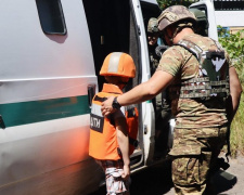 На Донеччині буде примусова евакуація родин з дітьми - в яких громадах