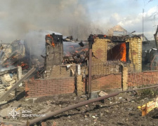 Окупанти скинули на Родинське півтонну бомбу: деталі від ДСНС
