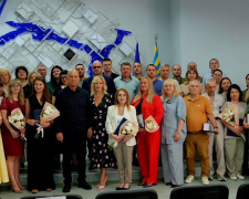 Медики Покровської громади отримали відзнаки з нагоди професійного свята