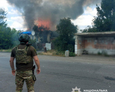 Масовані обстріли Донеччини: поранено 11 людей, зруйновано десятки будинків