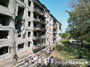 На Мирноград ворог скинув 5 авіабомб - загинув хлопчик та 13 людей поранені